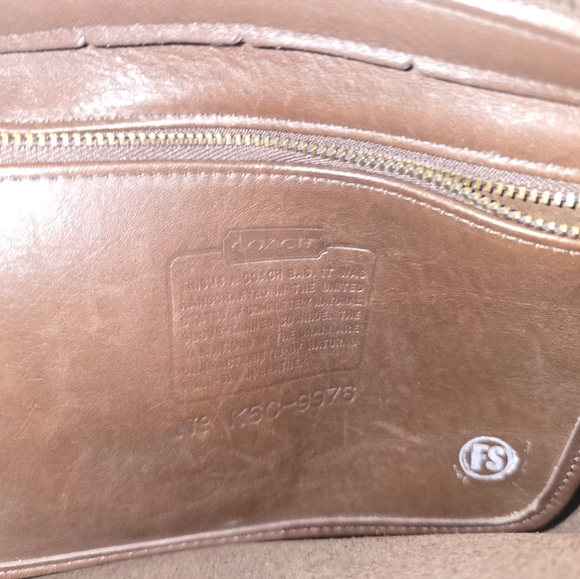 Vintage Beautiful COACH Anderson 9976 Crossbody Leather Handbag - Picture 9 of 9